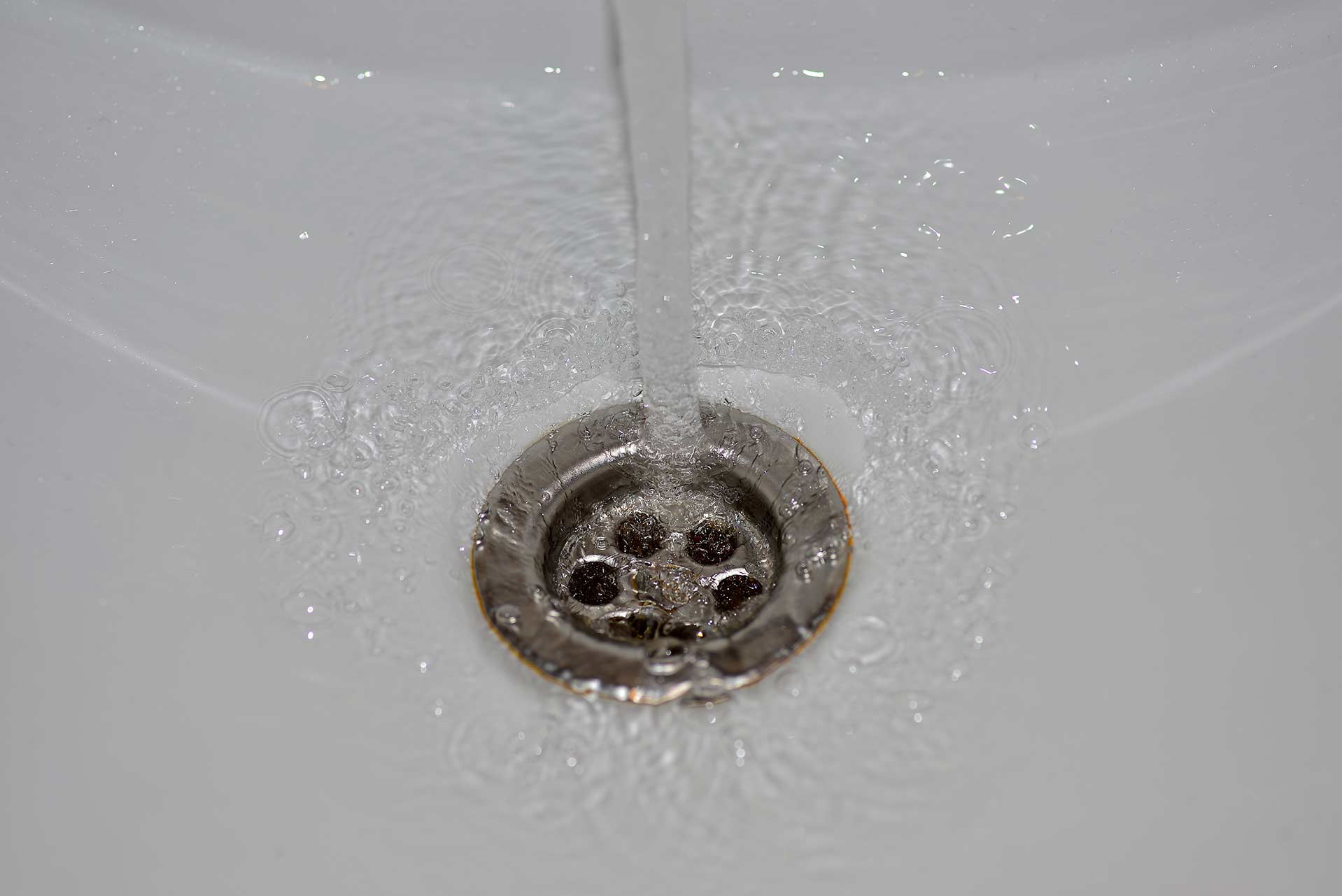 A2B Drains provides services to unblock blocked sinks and drains for properties in Dulwich.